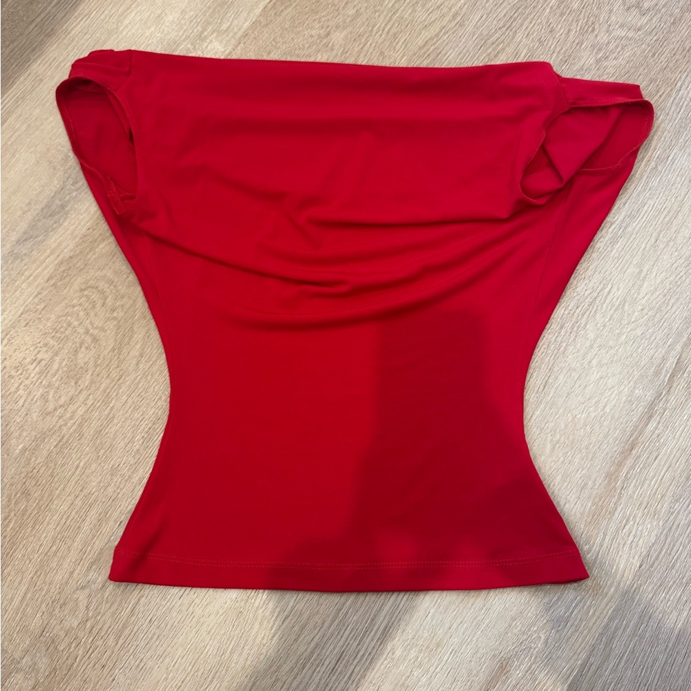 Le Chateau Red Top